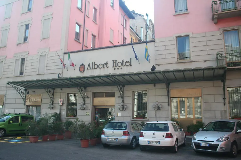 Albert Hotel contacts